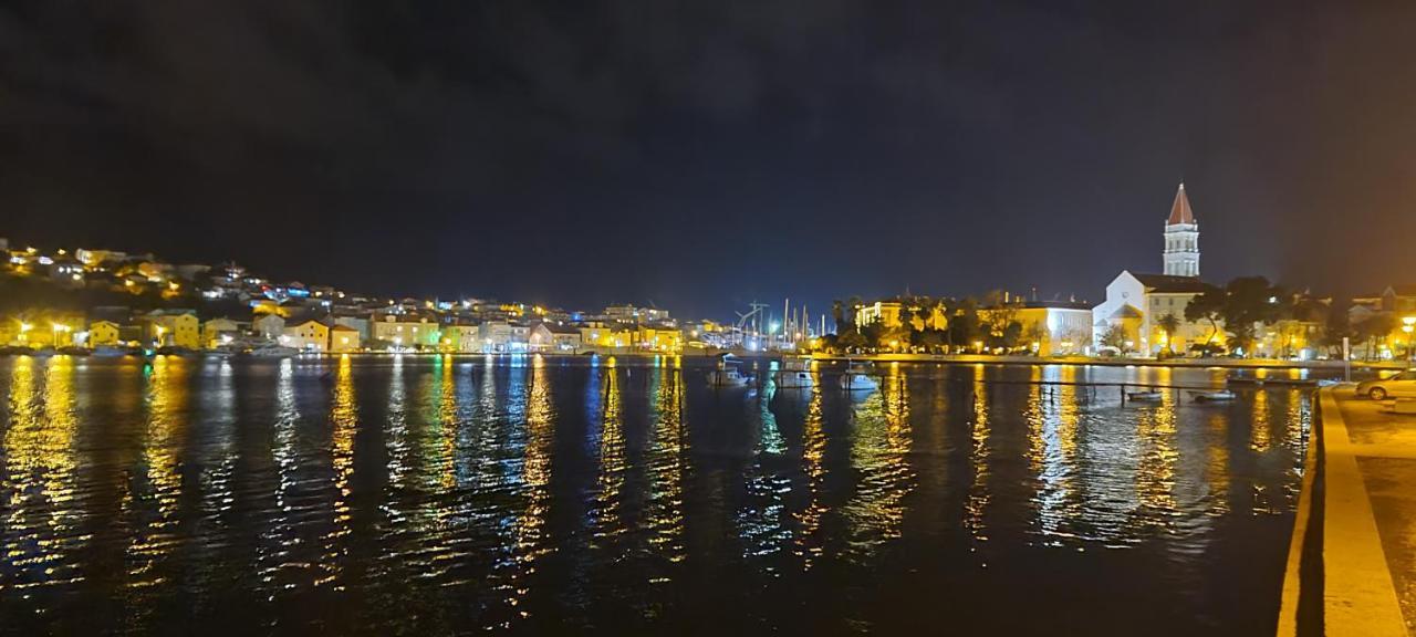 Penthouse Apartman Marcelina In Trogir Exterior foto